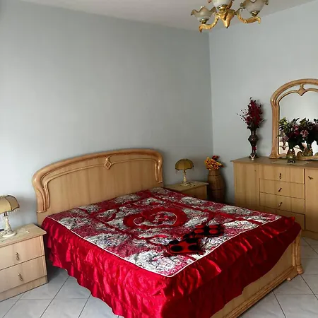 Sulla Apartment